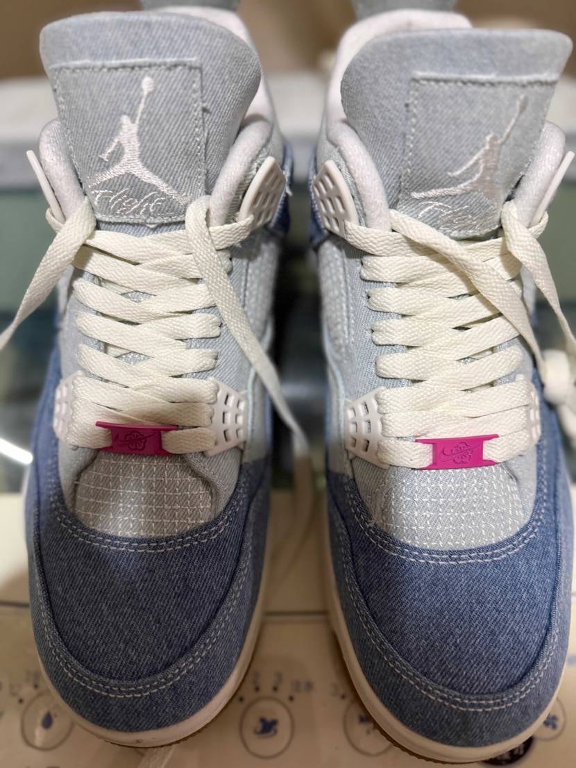 久しぶりにNIKE梅田巡り行って来ました
そこでお洒落なA