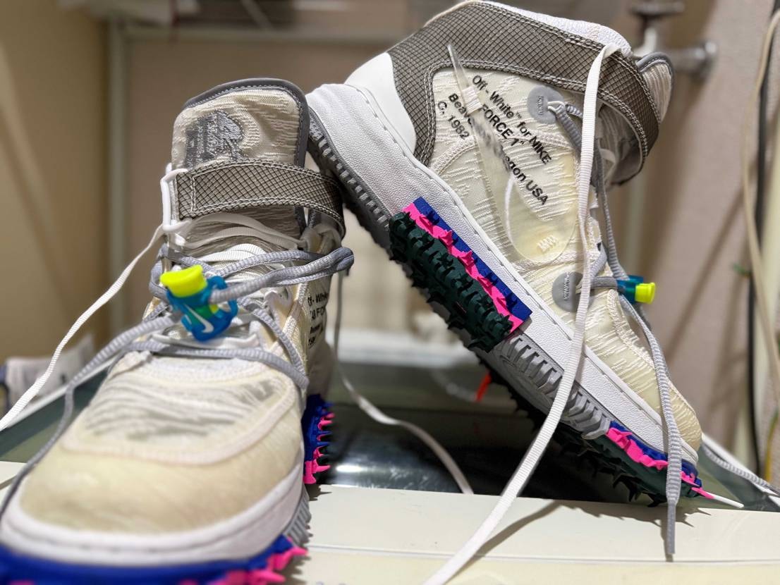 最近又スニーカーのマイブームが来たので
又スニーカー買っちゃいました
今回は