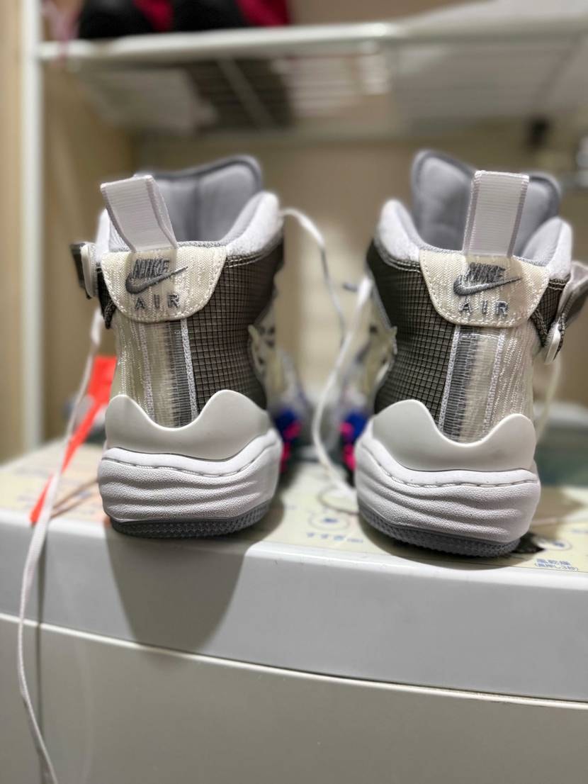 最近又スニーカーのマイブームが来たので
又スニーカー買っち