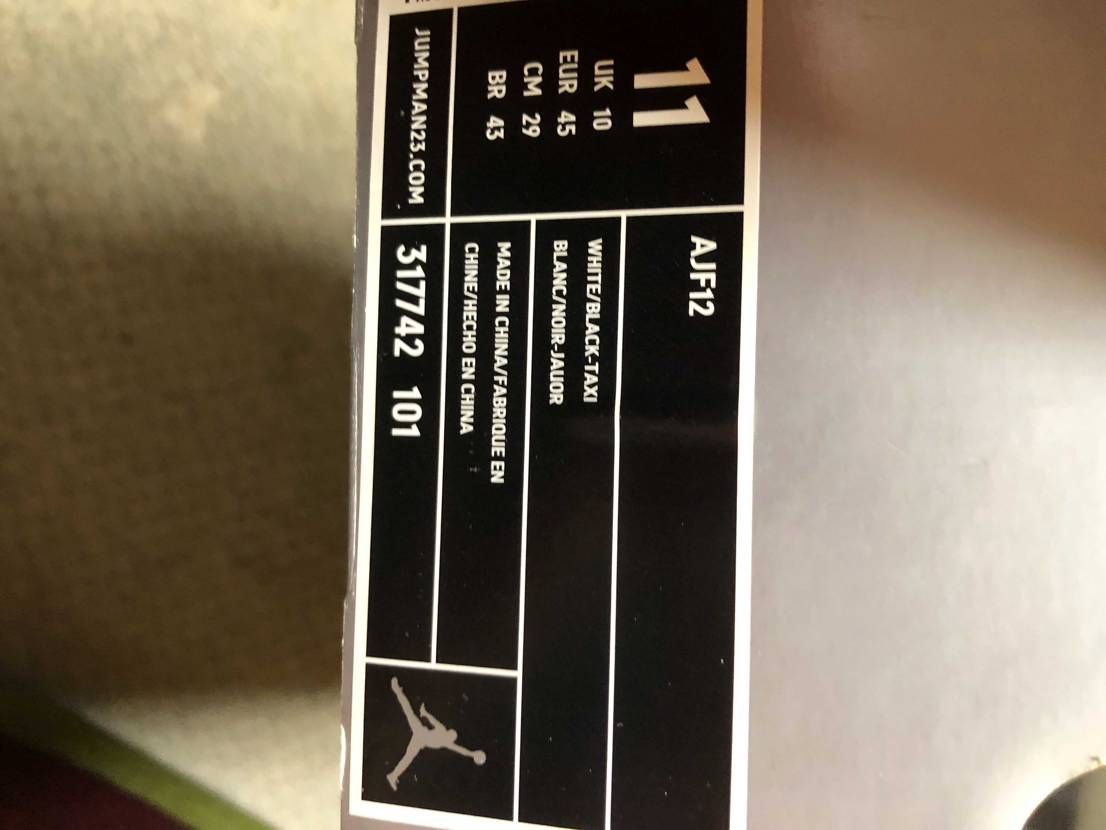 皆様これどう思いますか？
モデル名はAJF 12です。