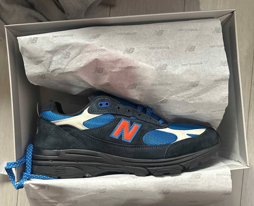 かっこよすぎですこ。紐だけいい感じの黒紺みたいなやつに変えたい。