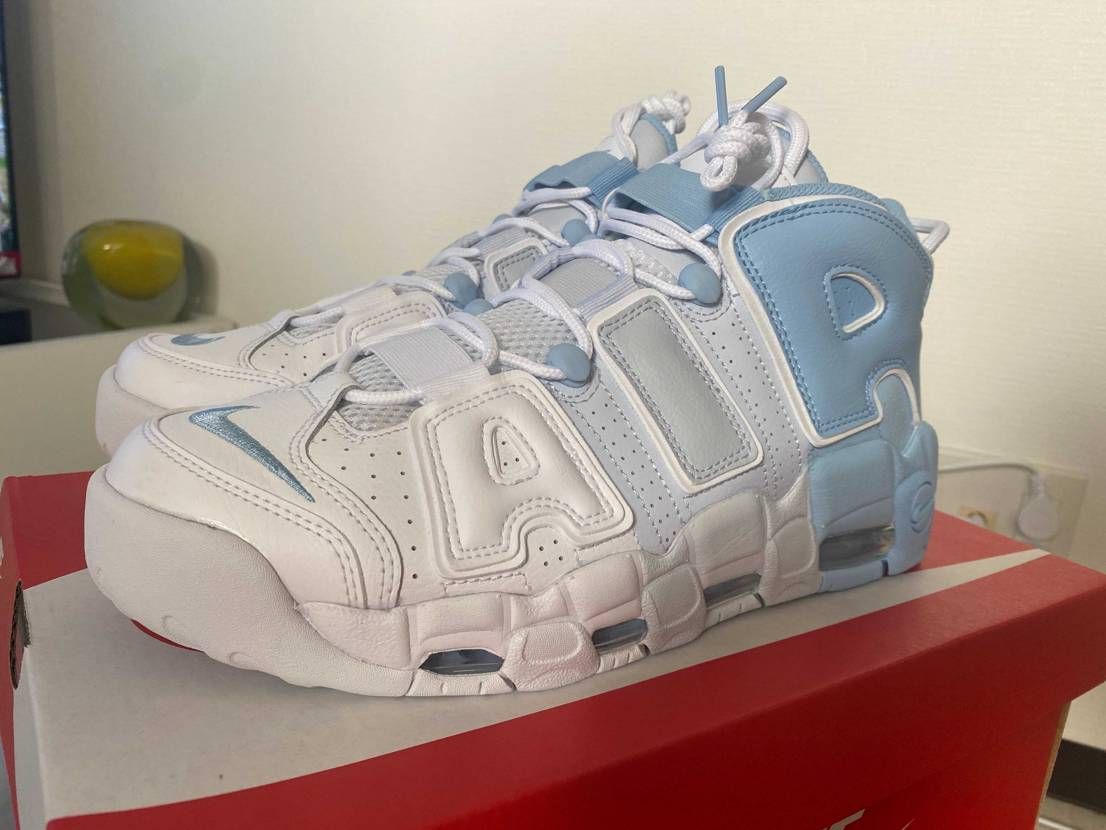 今日のambushハズレた😅
ハズレた後偶然に宅配でモアテンきた🥰