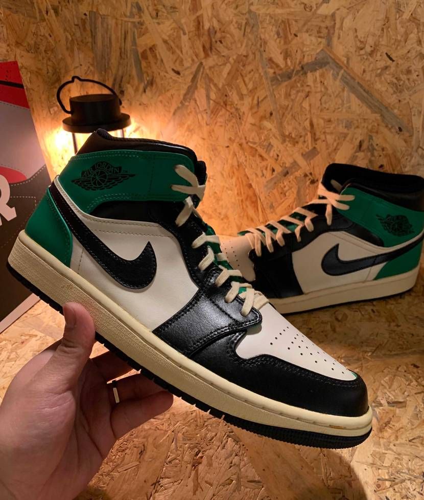 ハワイでjordan1を履きたい。
そんな低身長の私の欲望から生まれたJord
