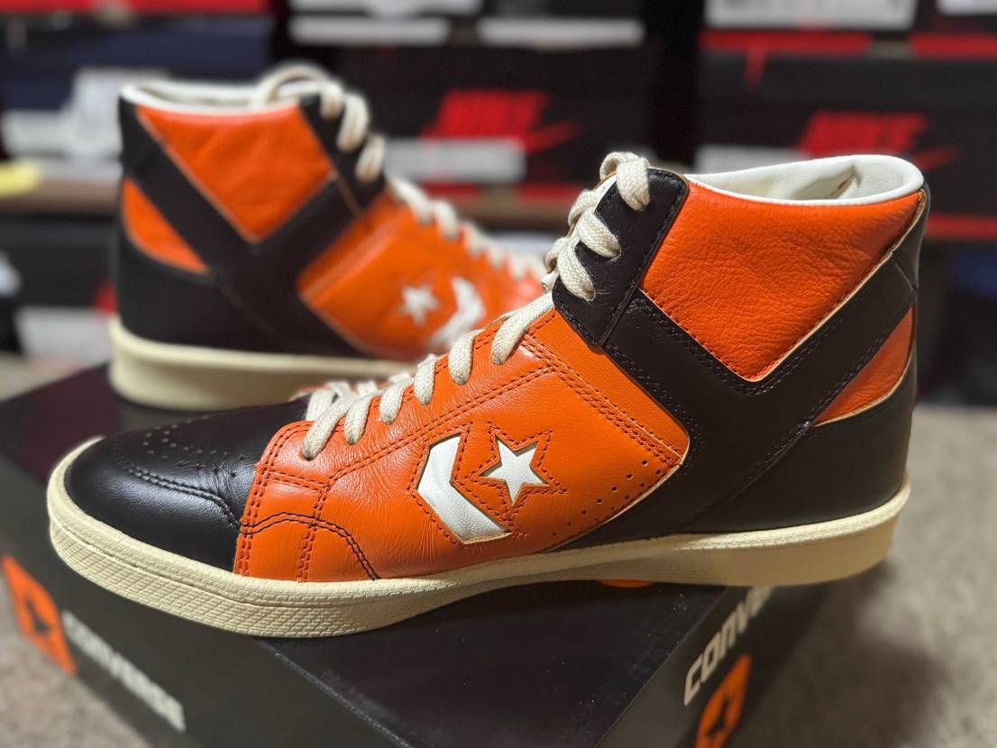 OSHMAN'S 40周年記念モデル
CONVERSE W