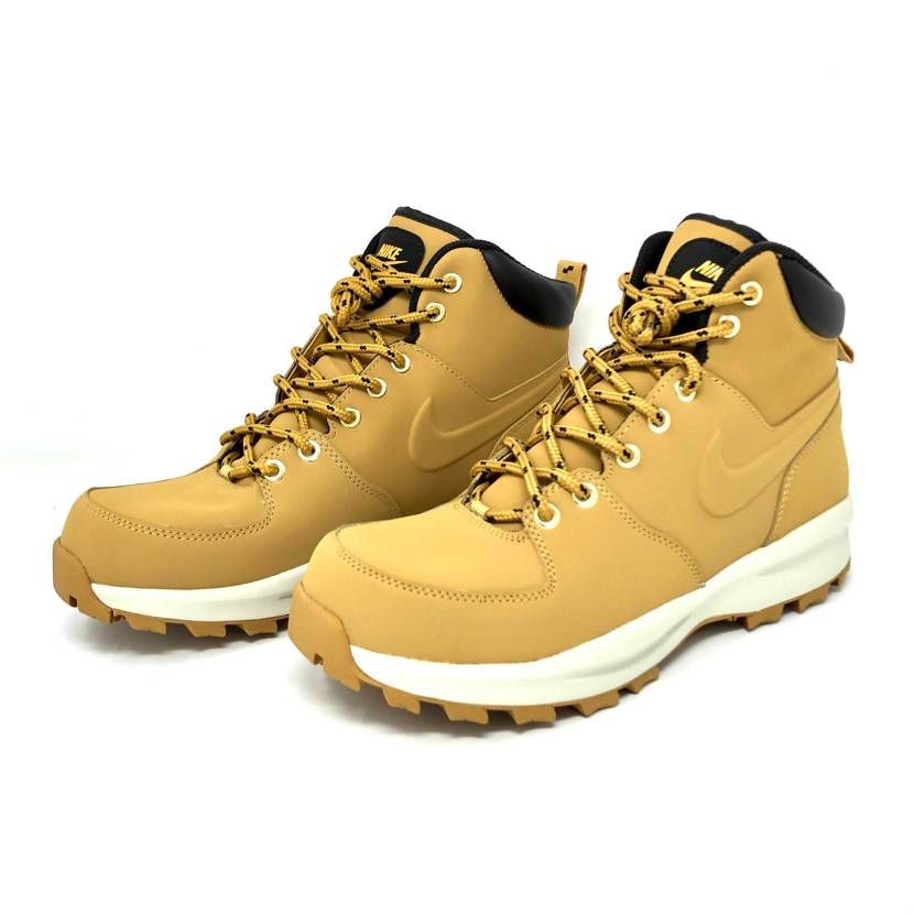 ナイキブーツ