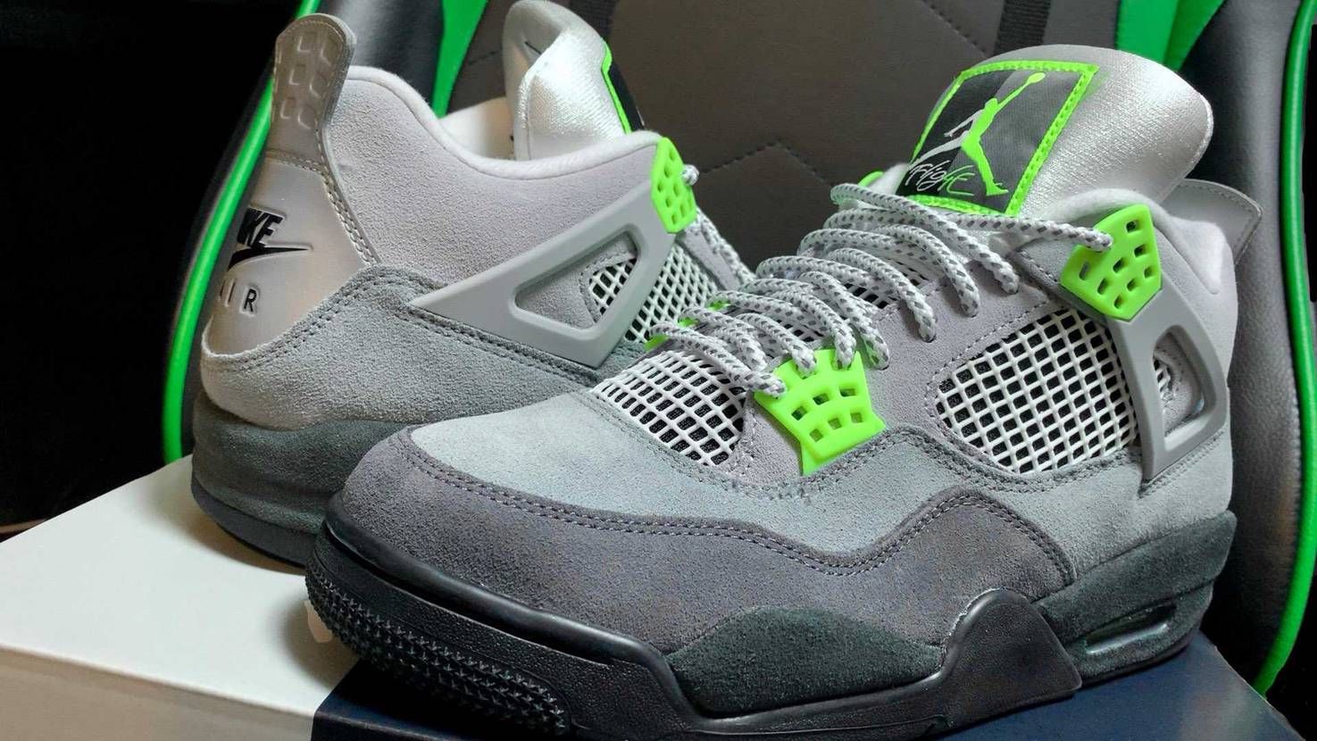 #nike #aj4
現物クソかっこいいじゃん(惚れた)