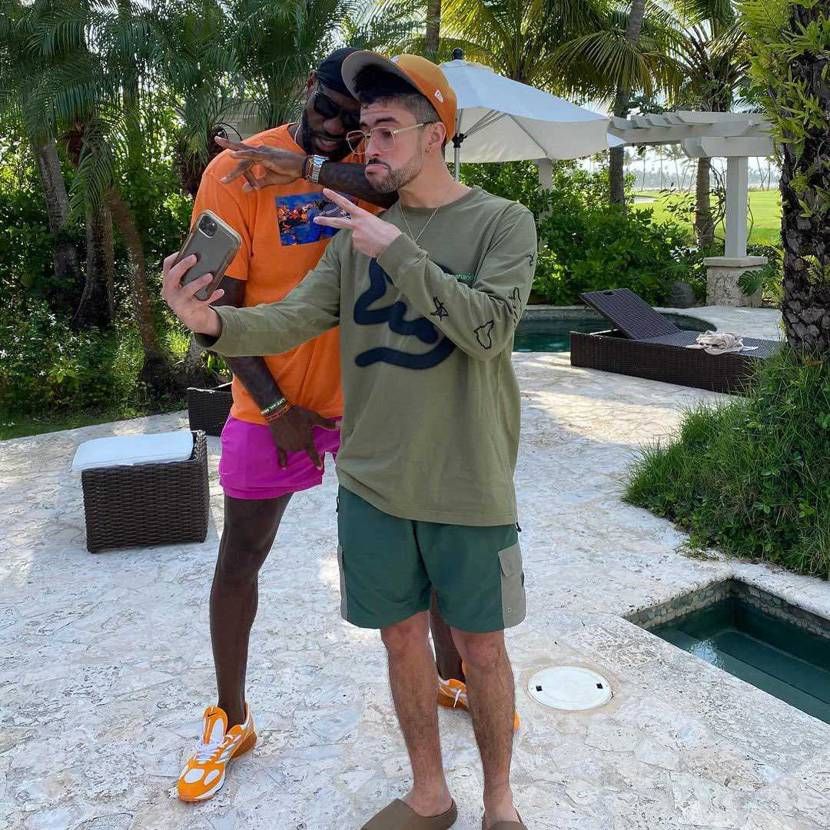 このレブロンジェームズが履いてるスニーカーがわかる人いませんか？　教えてください