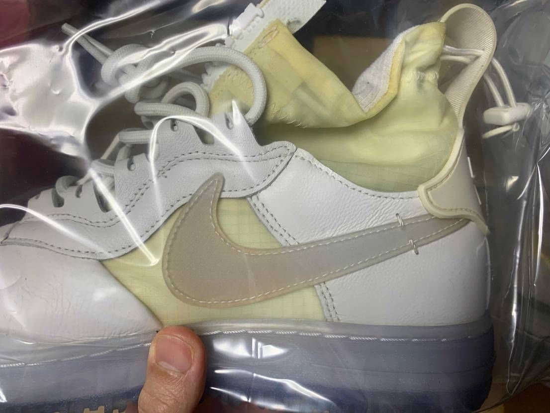 去年２回履いて、ジップロックに入れミセスロイド入れて保管してましたが黄ばんでしま