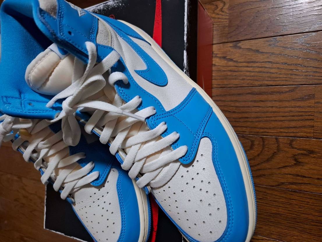 Nike Air Jordan 1 Retro High OG "UNC Rei