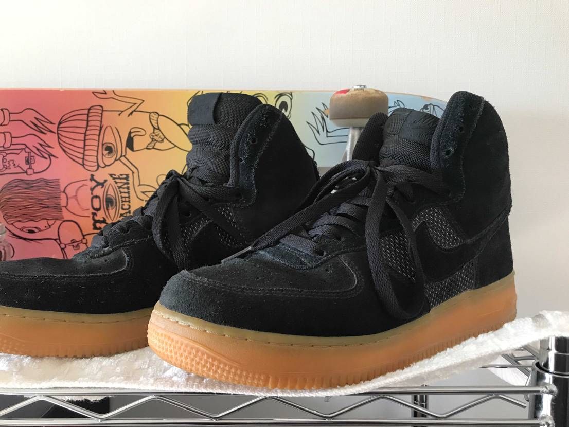 このエアフォースワンの名前わかる方いたらお願いします。