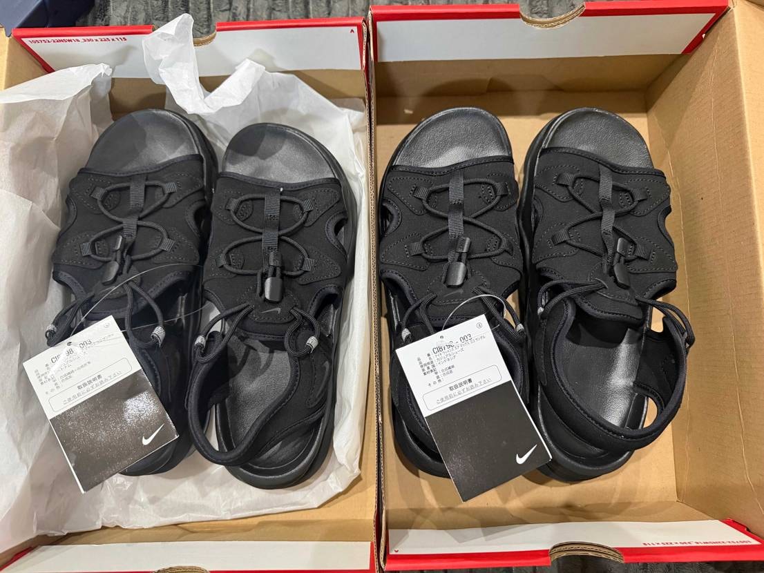 前日、妻がNIKEのココサンダル黒をZOZOTOWNで購入し