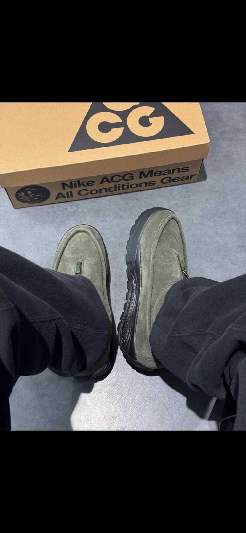 ご存じでしたら教えて下さい！
ナイキルーファスのこのカラー