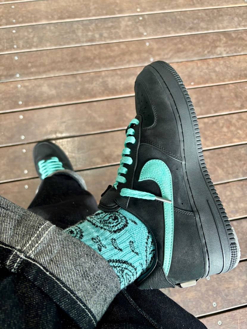 たまには履いてあげないと、ということで久しぶりのTiffany airforce