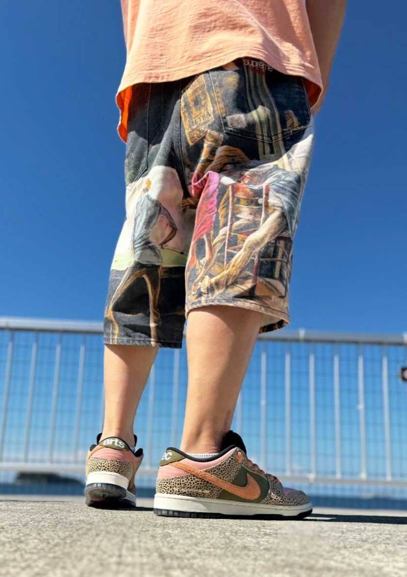 あっちーっすね🥵
今日は昨日届いた👟履いて、真昼間から飲んだくれてます🍺🤣
