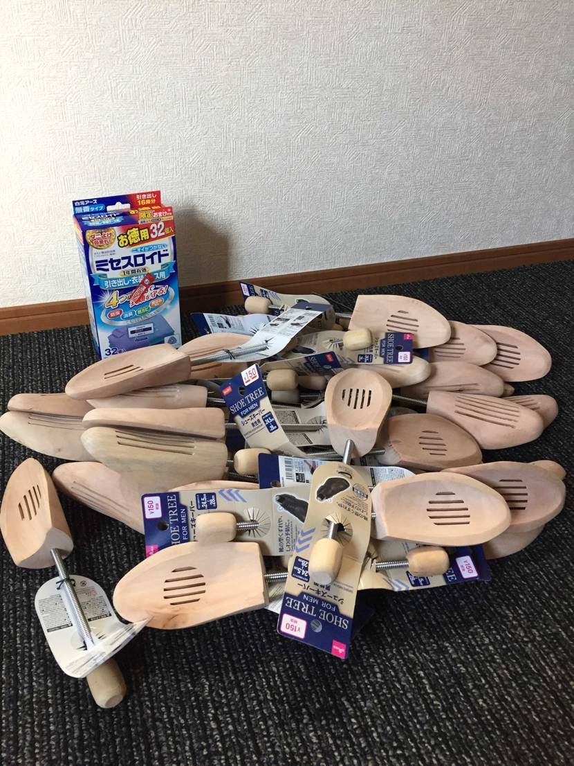 引き続き内職中です。
シューキーパー&ミセスロイド追加購入しました。

ス