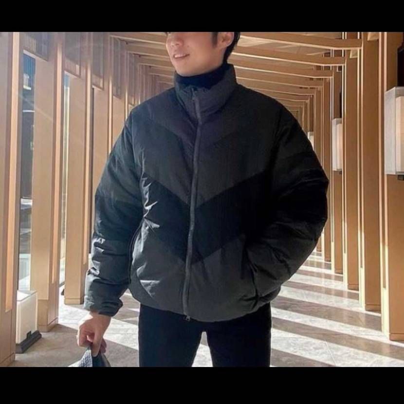 このノースフェイスダウンの名前わかる方おられたら教えてください🙇‍♂️🙇‍♂️