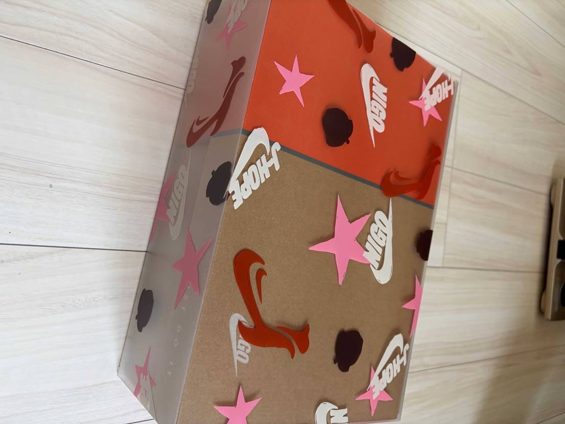 今日届きました！
パテント素材がどうなのかなって少し心配し