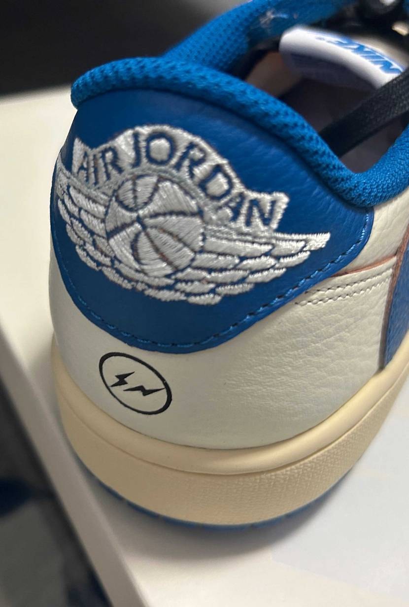 届きました
お尻かっこいいです