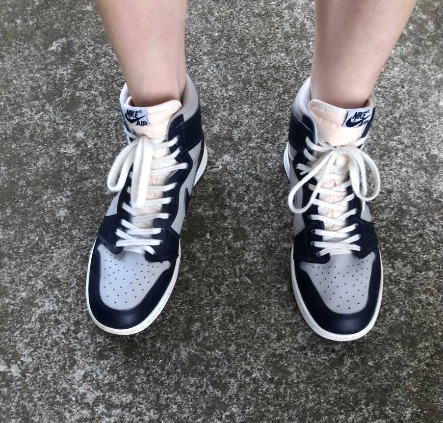 履き始めて、1ヶ月くらいです
1番下アンダーにすると、縦しわが入りずらい気がし