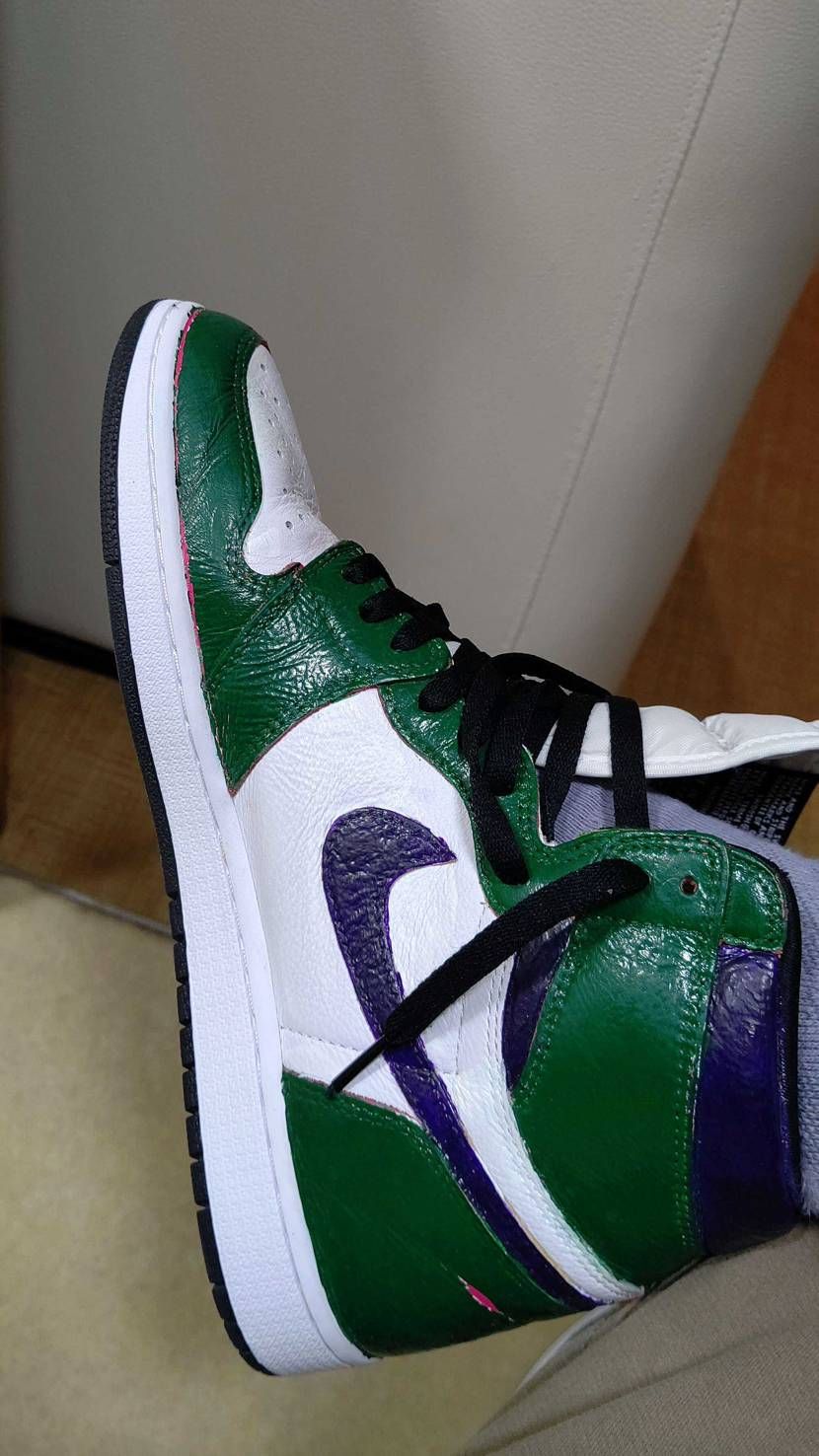 塗装失敗したけど個人的には満足✨
尚このAJ1は現在仕事用で着用。
そろそろ