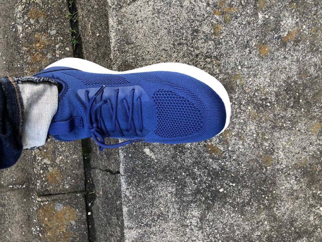 GAPのニットスニーカーを買ってしまった！
思ったよりも履きやすいし、軽い！