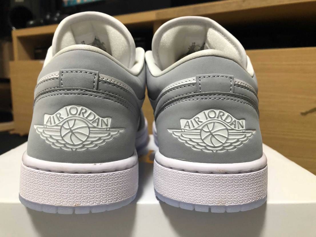 AIR JORDAN 1 WHITE WOLF GREY
