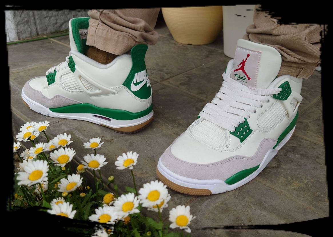 今日のスニはこれ！
佐野アウトレットへウイメンズのサイズ試着してきて納得の行く