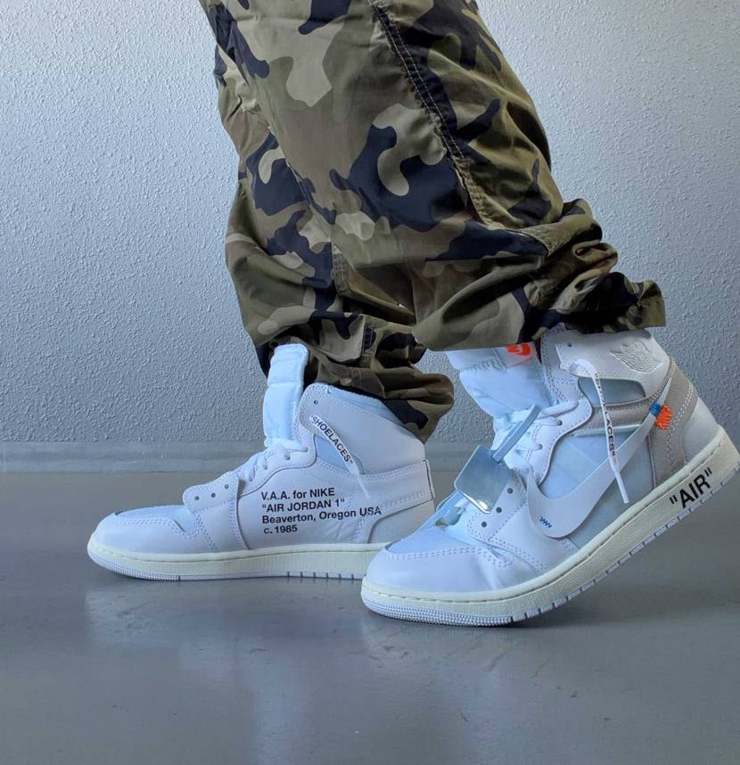 癖がなくて意外と合わせやすいのではこいつぅ！！！！防水スプレー早く馴染まないかな