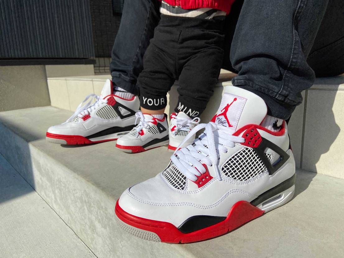 息子の1stshoesは NIKE AIR JORDAN 4 OG "FIRE 