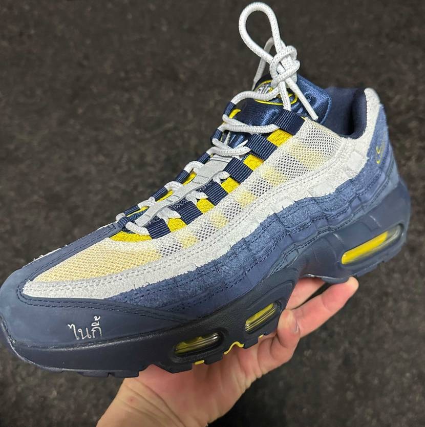 やっと当たったエアマックス95
かっこいい😎