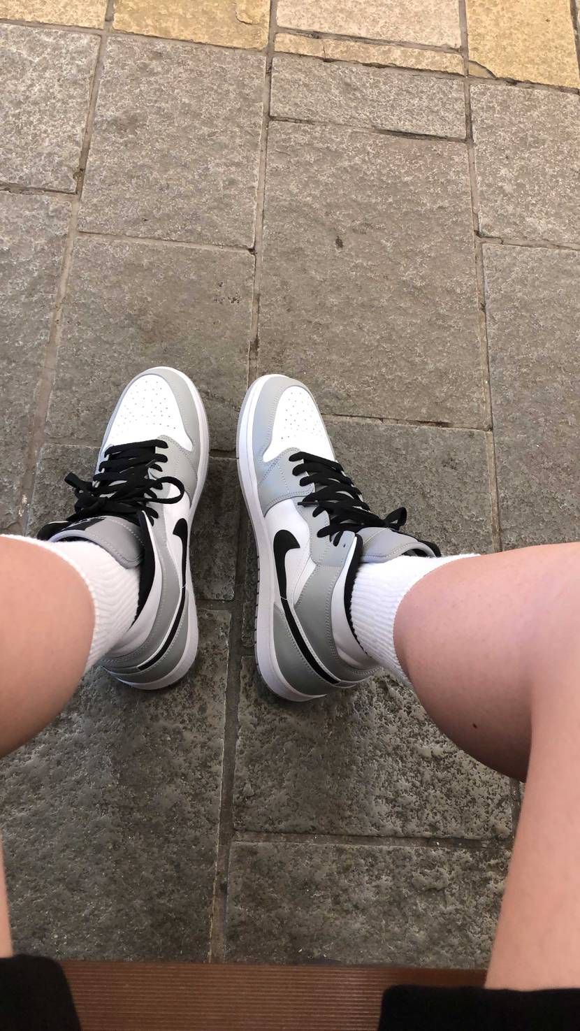 最近バカ暑すぎて死んじゃう
ジョーダン蒸れるって聞くけど、意外と平気です、mi