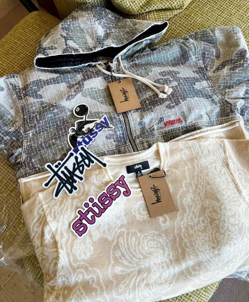 今日リリースされて衝動買いしたstussyのウッドランドダメージワークジャケット