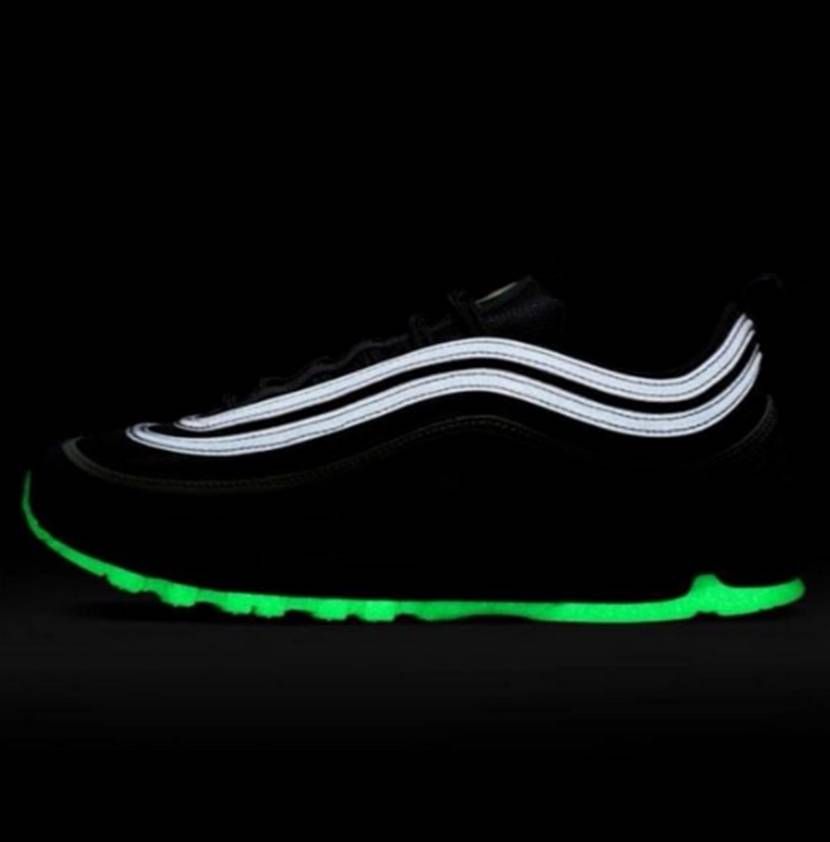 DC1500-001
なんとエッチな...
エロMAX97や...