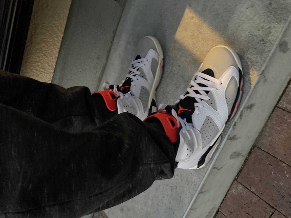 カーマイン買えなかったから
悔しくて履きました。