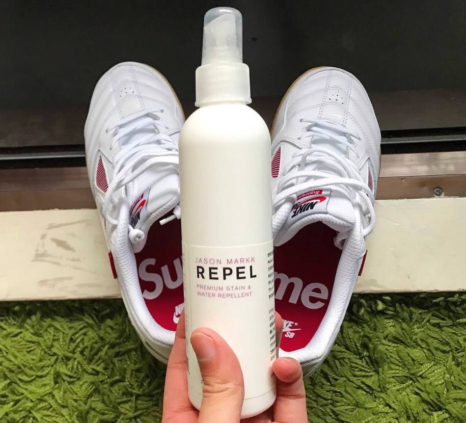 届いたので早速防水加工！！白は汚れ目立つから念入りにせねばw 全く人気はないけど