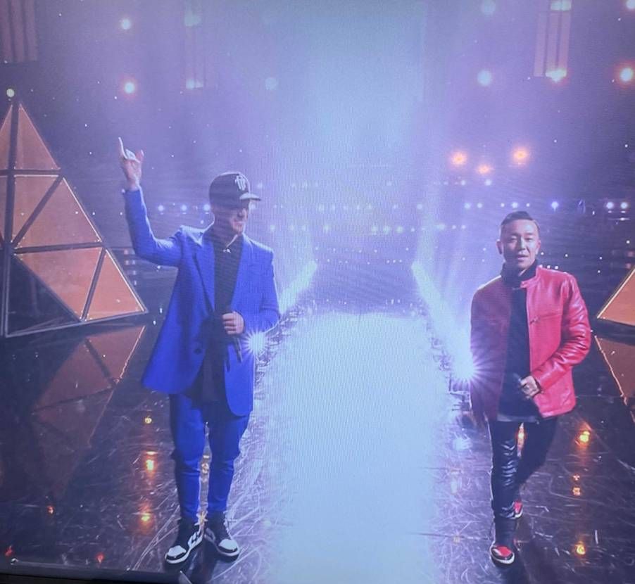 Def Tech二人ともAJ1！
マイクロbred
シェンはパンダ？
カッ