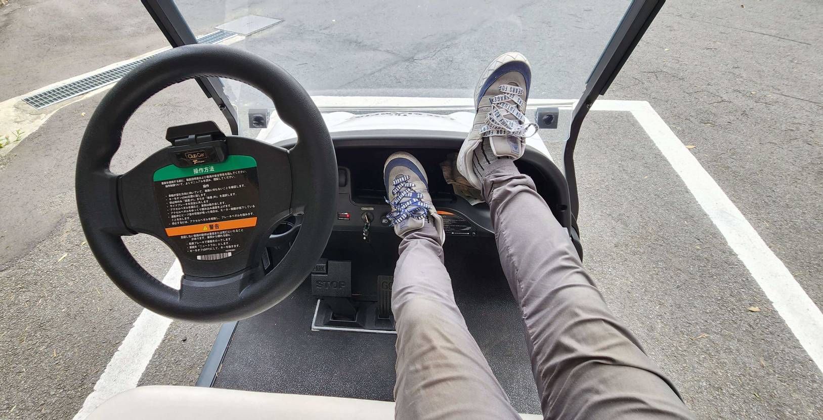 アディマ…相変わらず足痛くなるなあ～
昔の靴は仕方ないか～
ジョーダン1はさ