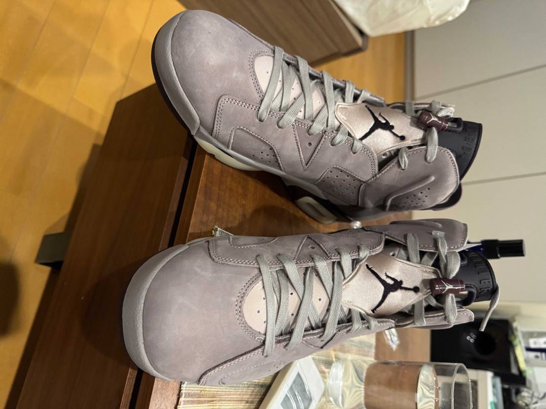 これ実物めちゃかっこいいです。
履くの楽しみ♪