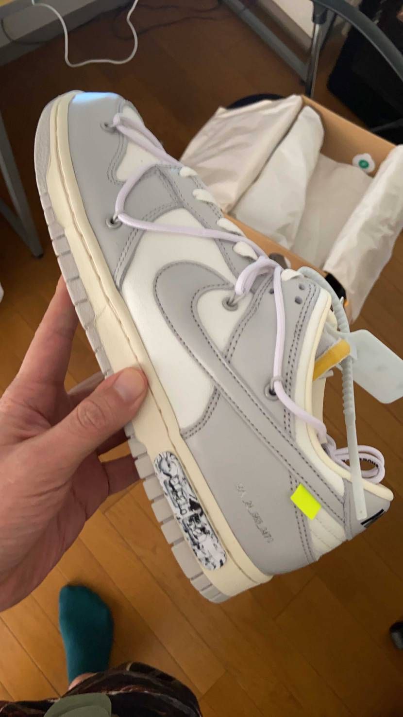 やはり20日販売がlot49でした。