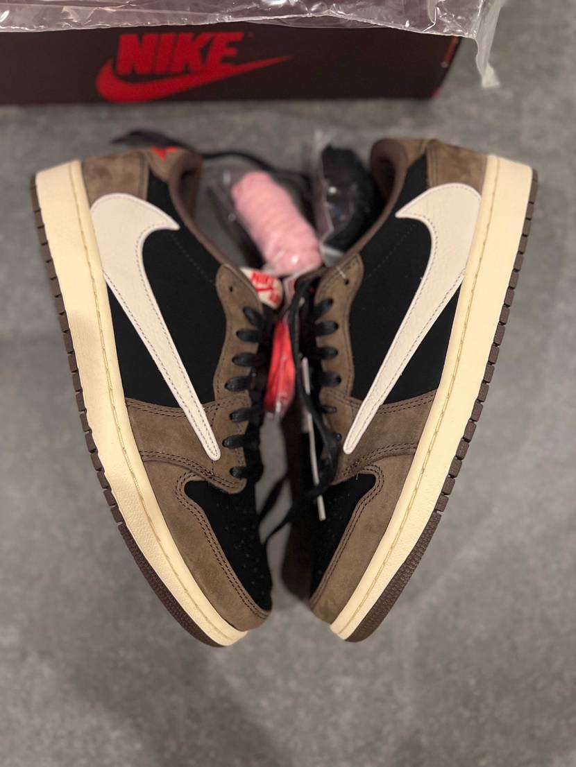 ワンオーナー
試着なし飾ってもいません
こだわりの強い方
よろしくお願いし