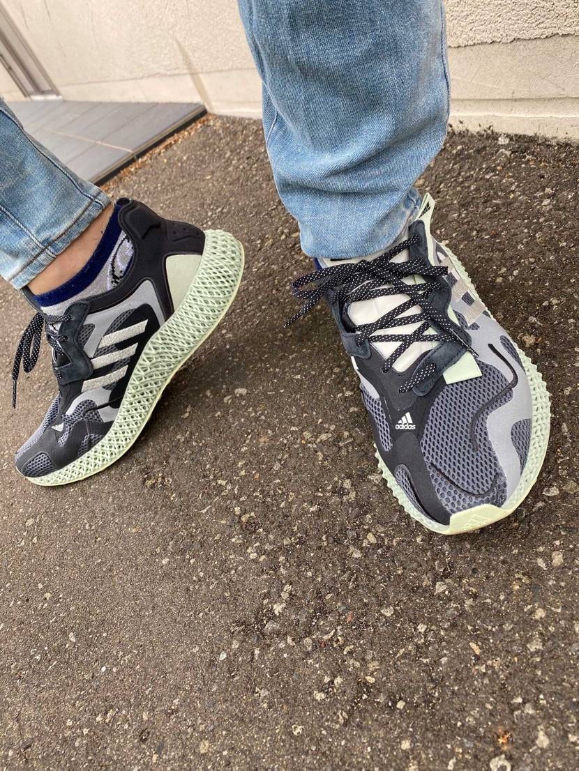 ざす！

急に涼しくなった札幌は、どんより曇り空っす。