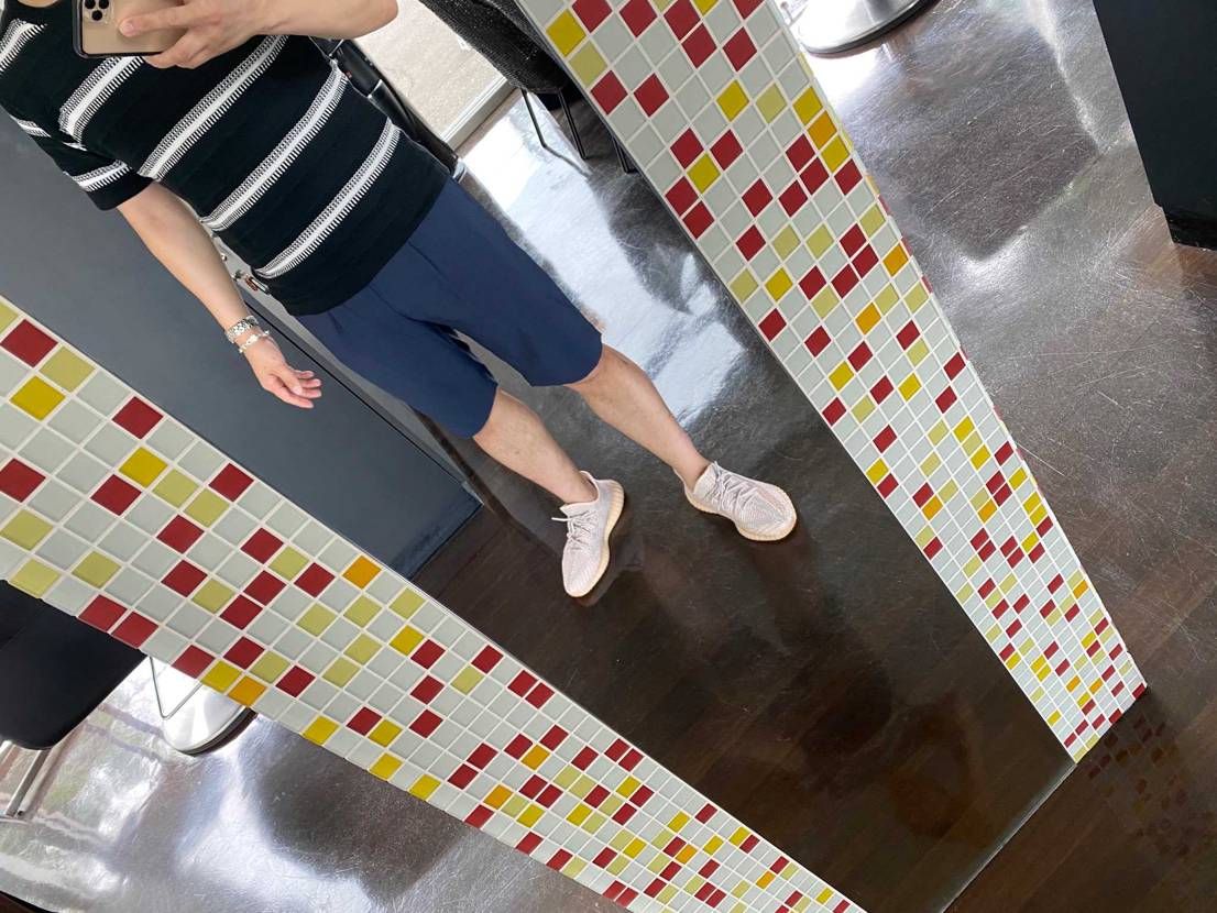 ざす！

雨です。
履き替えるか悩みます。
まぁ
