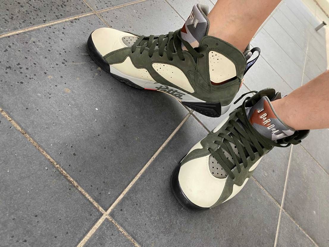 ざす！

今日は、お墓参りでした。
風が出てきて、すっ