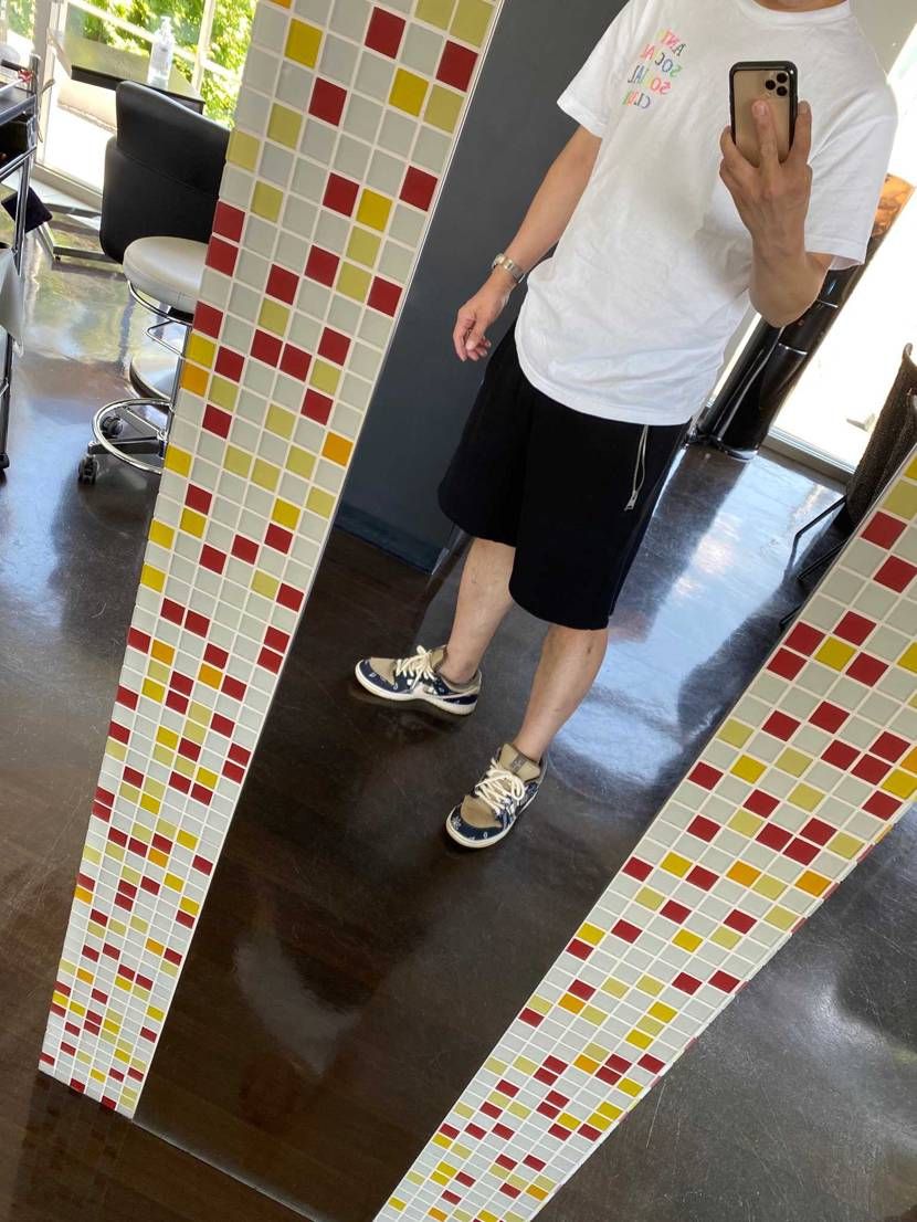 ざす！

札幌は、快晴。
今日は、ダンク履きましたとさ