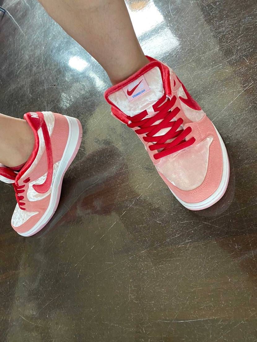 ざす！

昨日、シューレース通したんで早速履きました。

なかなかの一足