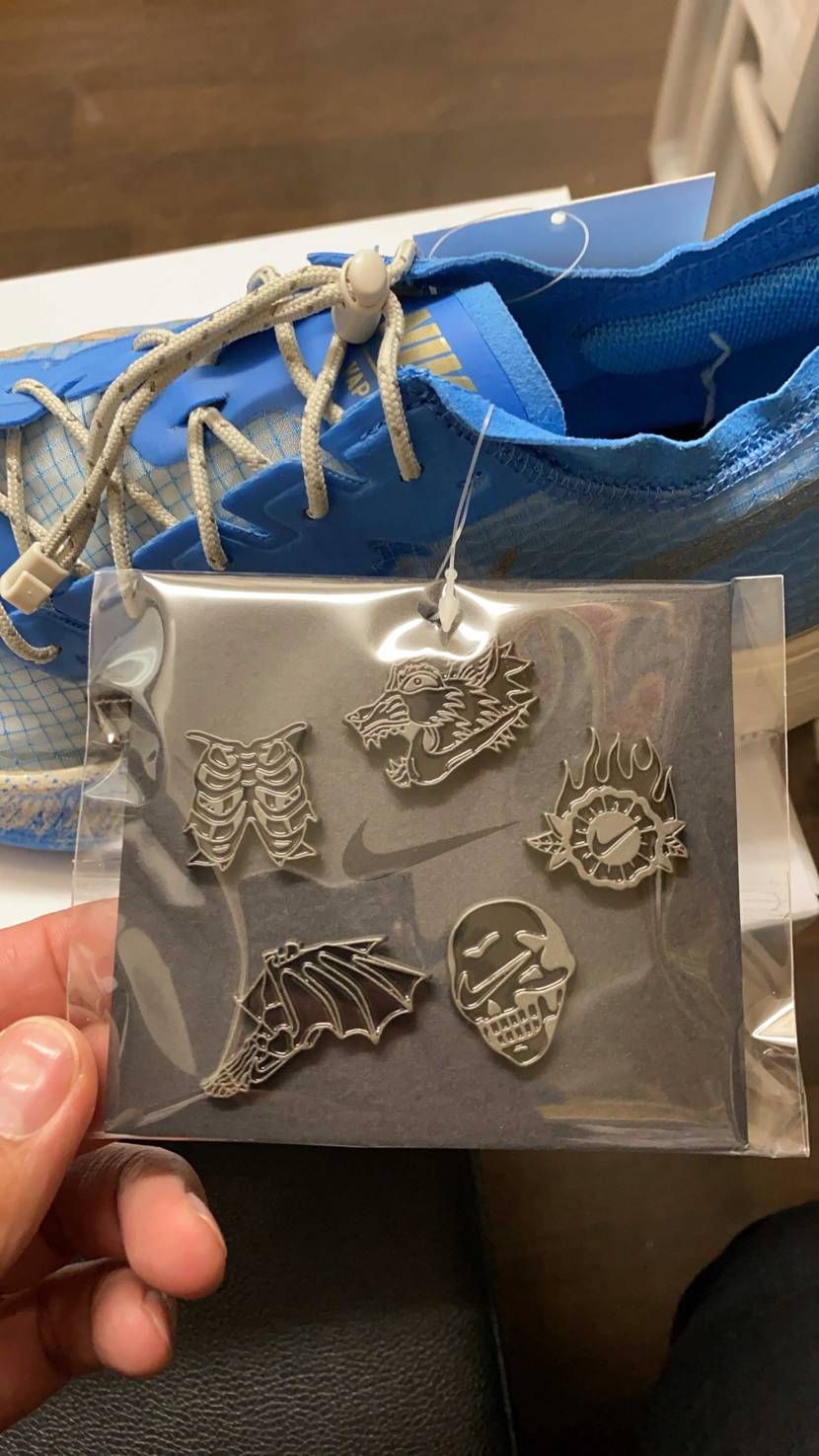 ざす！

ランニングシューズ届きました。
ヴェイパーフ