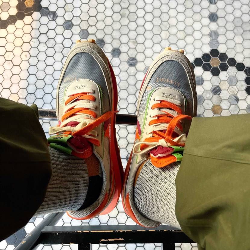 インソールと靴下の爪先の色を合わせると
爪先あまりは気にならなくなるので
オ