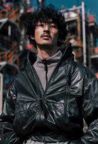 shusuke