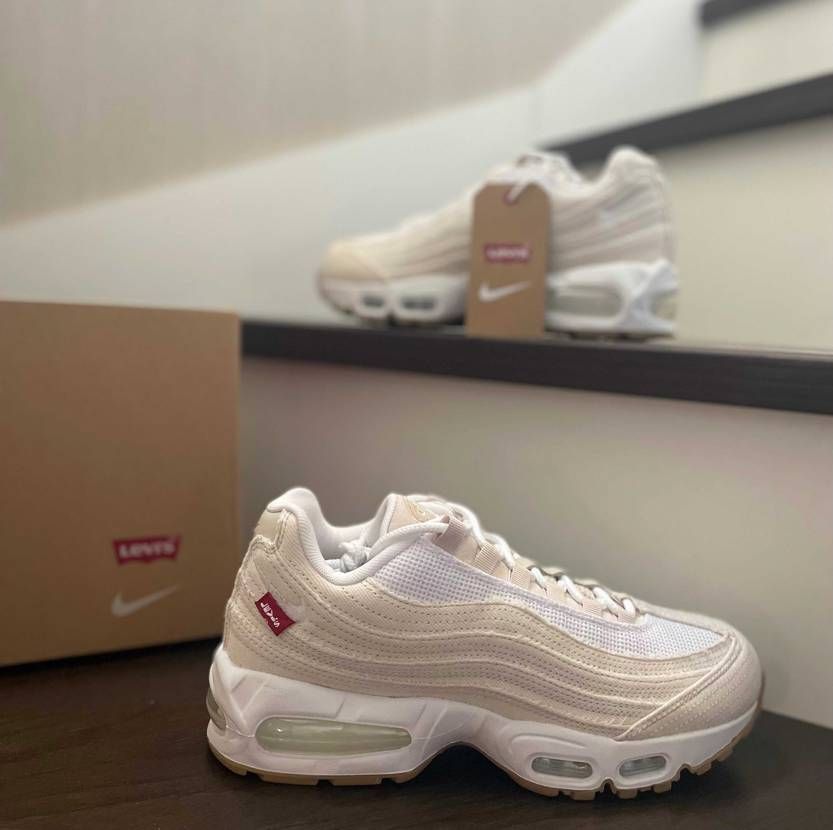 リーバイス × ナイキ エアマックス95 OG 