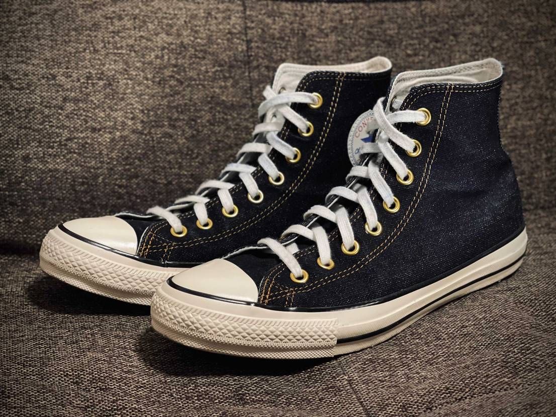 オールスターはじめました🫠

数回しか履いてない(らしい)中古を洗って糊塗り